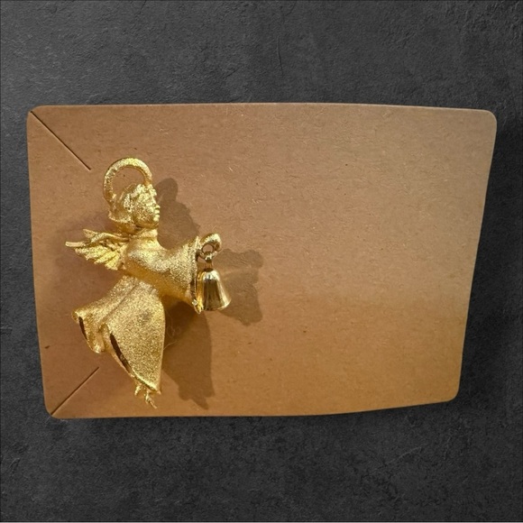 Vintage Robyn Rush Angel Bell Brooch - 1970s Frosted Christmas Pin - Picture 4 of 4